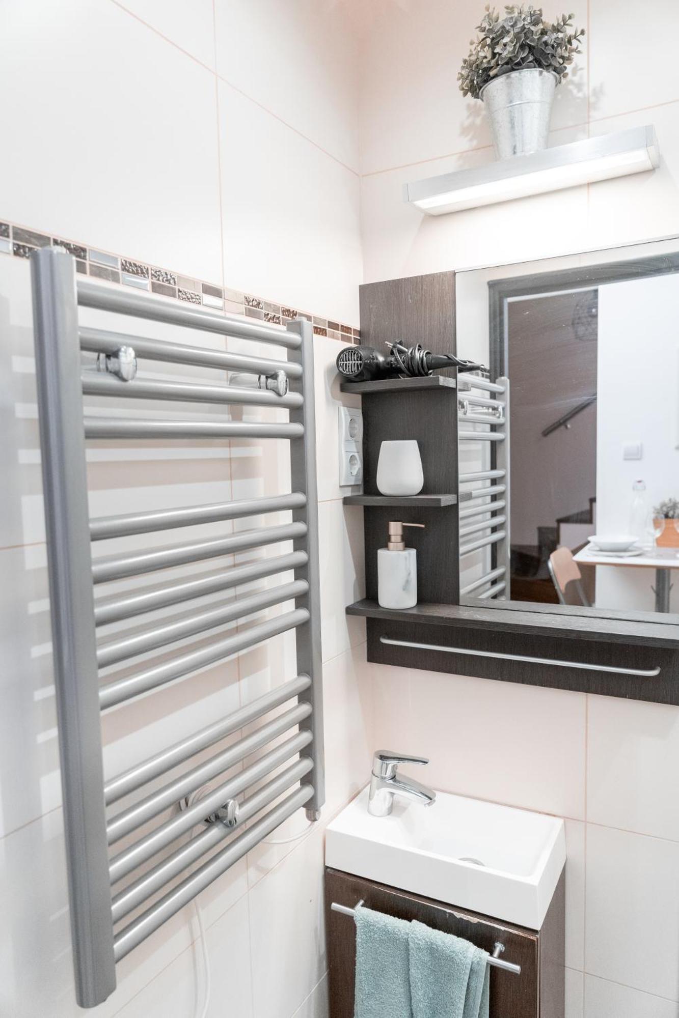 בודפשט Bakats Square Premium Apartment With Ac מראה חיצוני תמונה